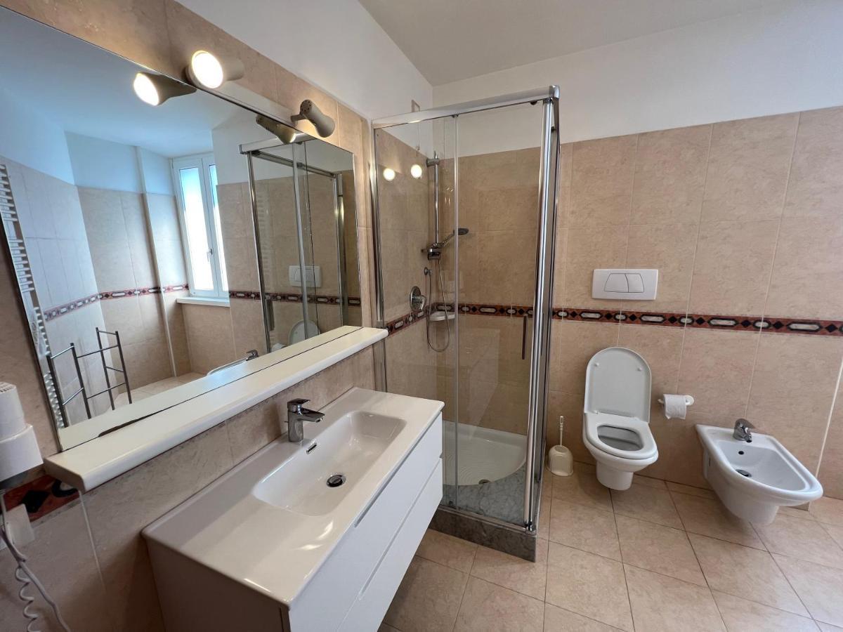 Appartamenti Baia Azzurra 6. Torbole Sul Garda Ngoại thất bức ảnh